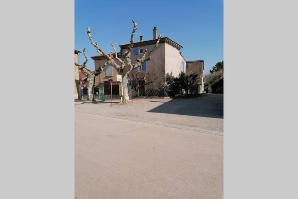 Maison De Village Saint-Barthélemy-de-Vals Exteriér fotografie