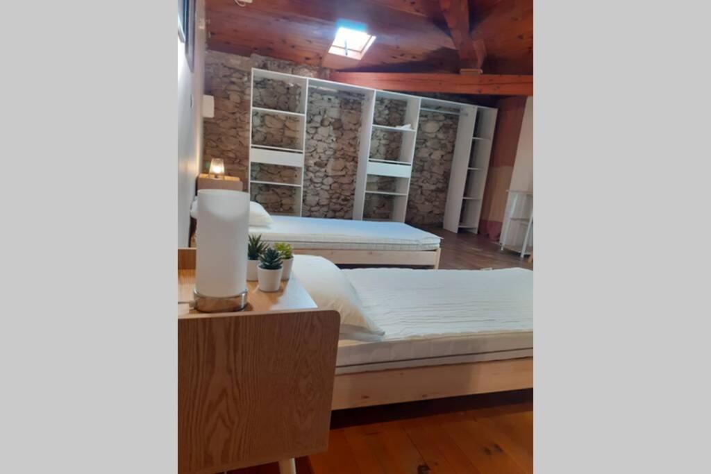 Maison De Village Saint-Barthélemy-de-Vals Exteriér fotografie