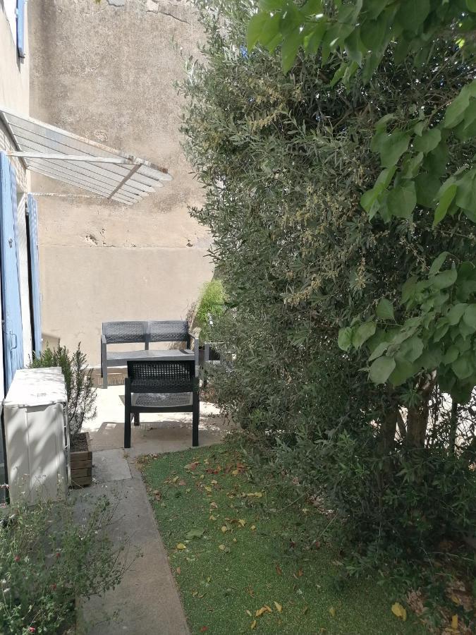 Maison De Village Saint-Barthélemy-de-Vals Exteriér fotografie